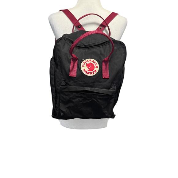 Fjällräven Kånken Classic Backpack Black with Red Handles & Straps – 14” x 10” - Picture 1 of 6